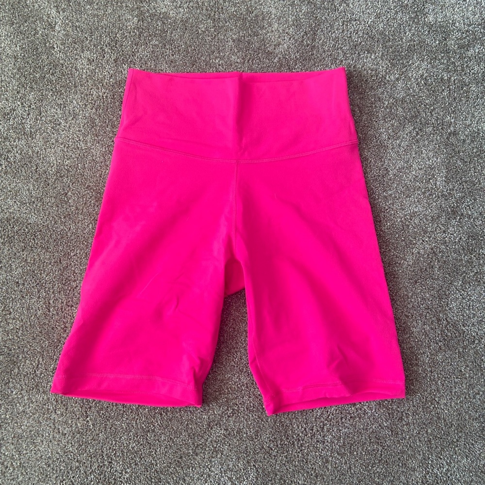 TnaLIFE Atmosphere Biker Shorts